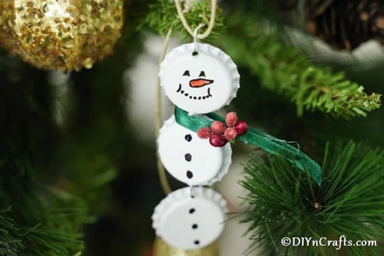 Boneco de Neve de tampinhas para o Natal