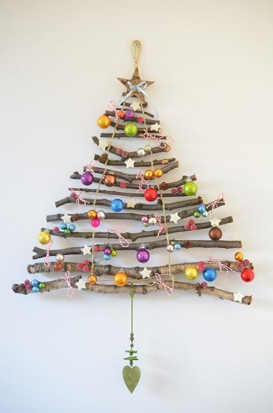 Árvore de Natal com gravetos