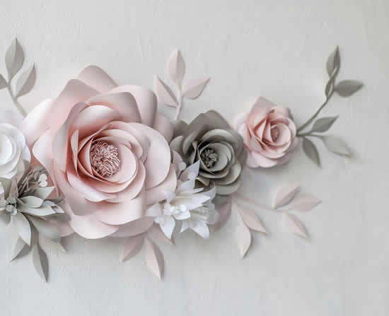 Enfeite de flores de papel para decoração