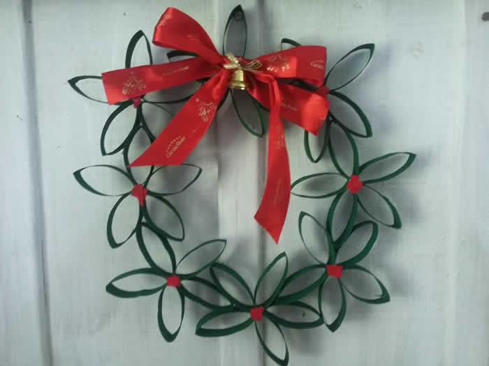 Guirlanda de Natal com Rolos de Papel