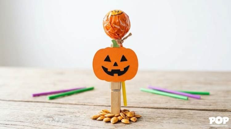 Lembrancinha de Halloween com Pirulito