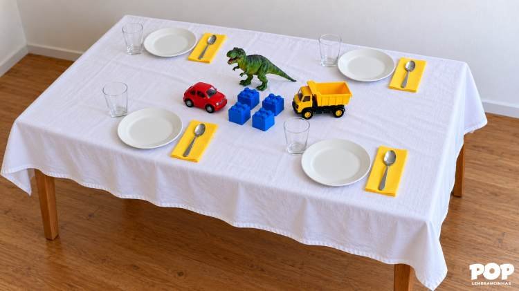 Dia das Crianças com decoração de brinquedos