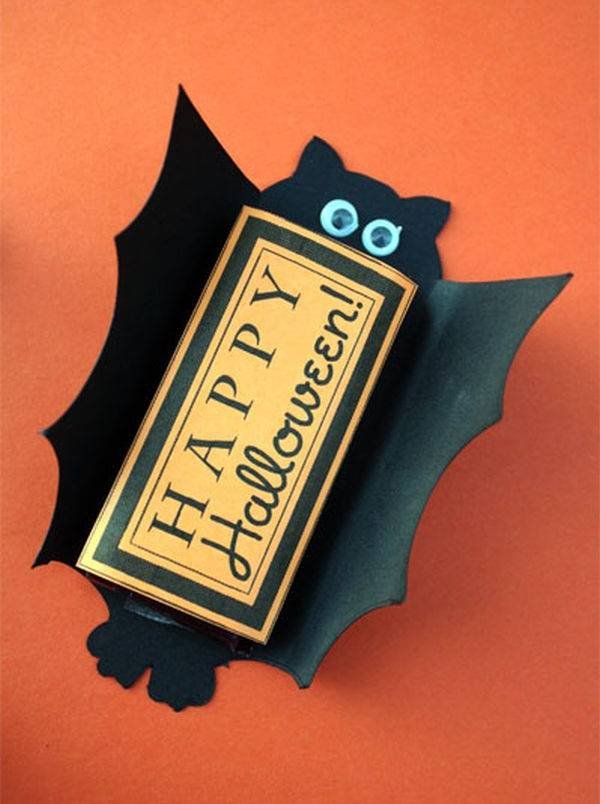 Lembrancinha de Morcego com Chocolate para Halloween