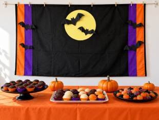 Decoração de Painel TNT para Halloween